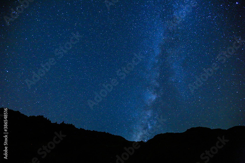 Starry Milky Way, Oahu, Hawaii © youli