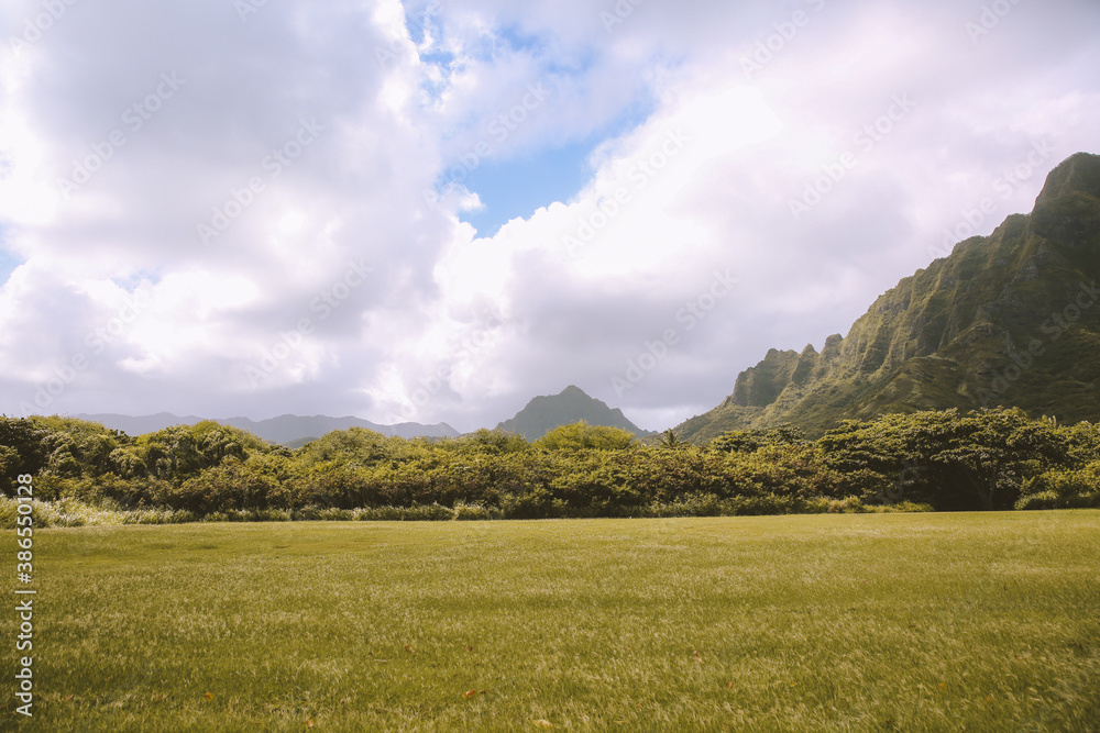 Mountain view, Kualoa Regional Park, Oahu, Hawaii
Mountain view, Kualoa Regional Park, Oahu, Hawaii