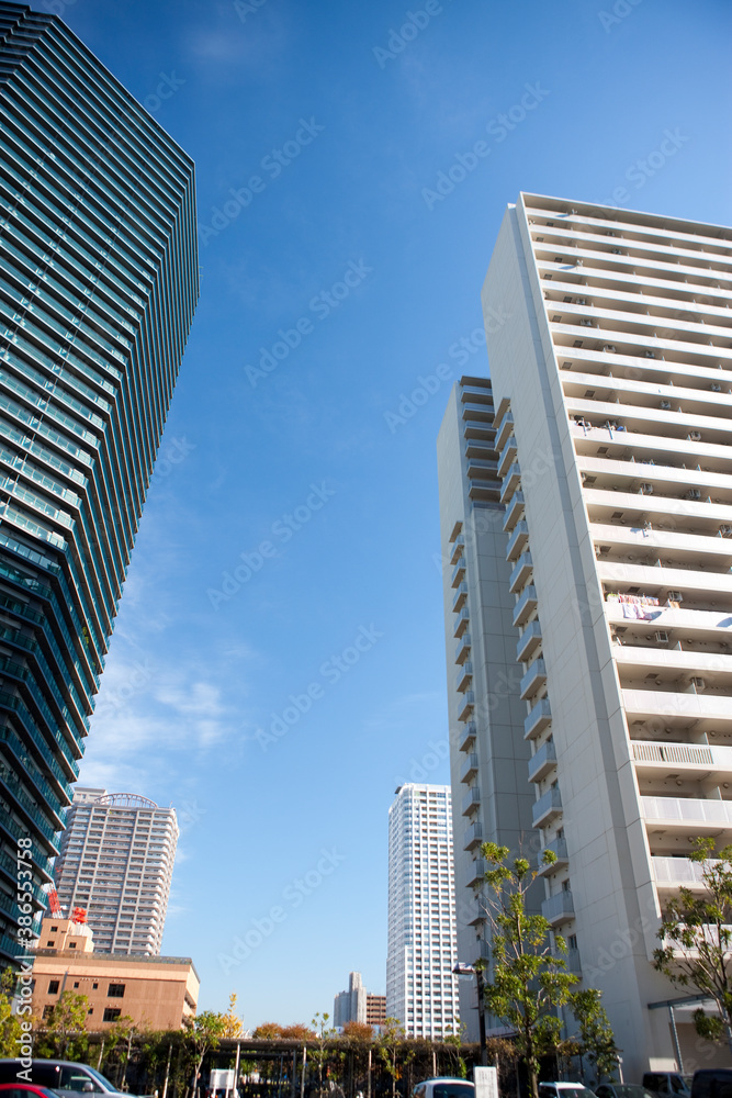 港南のマンション群