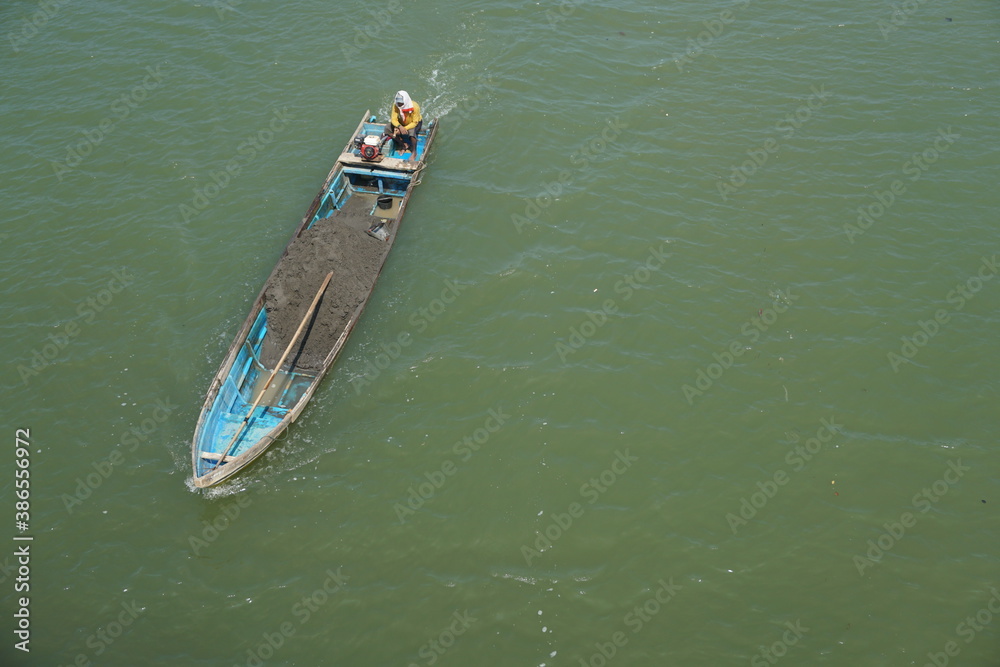 Fototapeta premium boat on the river