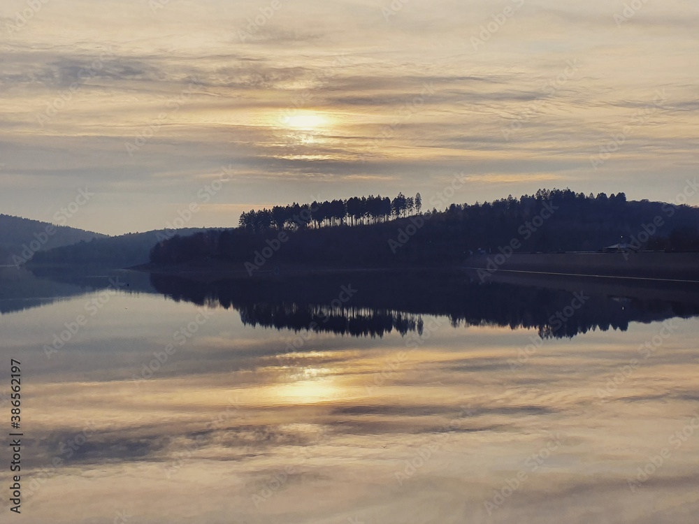Fototapeta premium sunrise over the lake