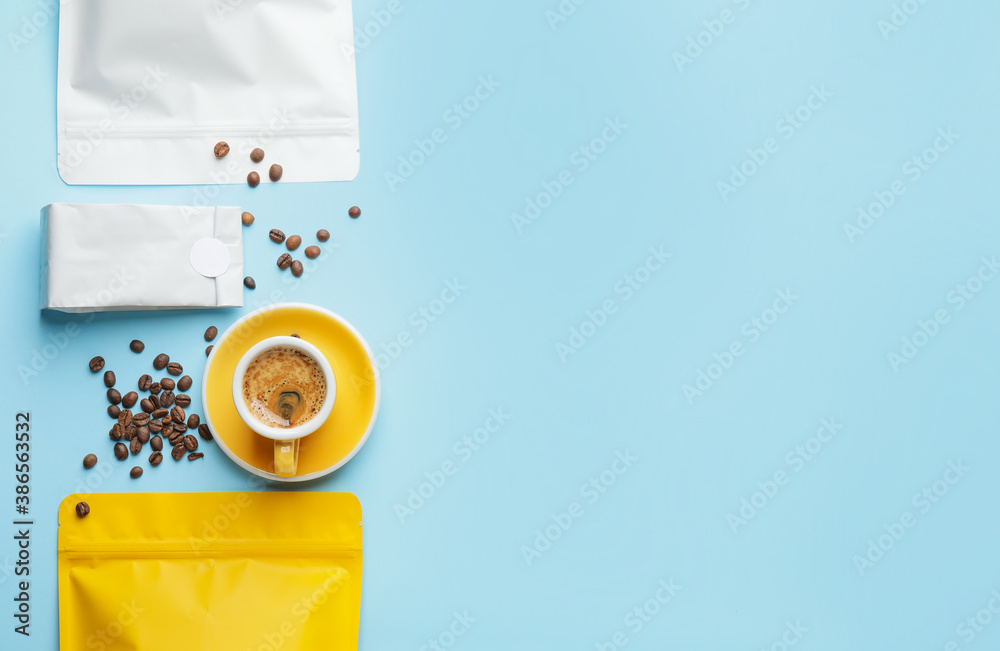 Composition with hot coffee  on color background - obrazy, fototapety, plakaty 