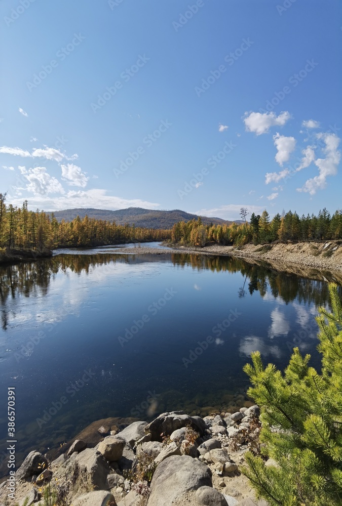 Fototapeta premium lake in the mountains