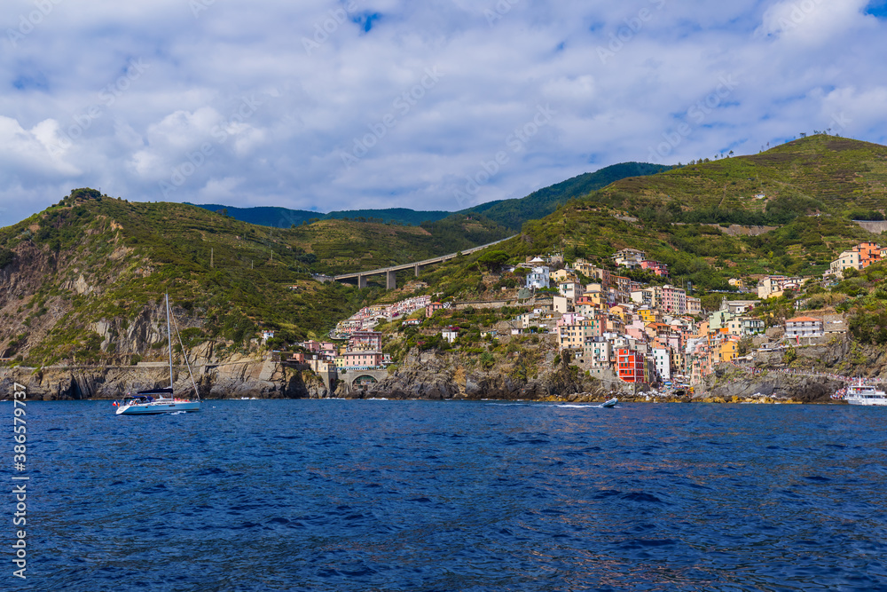 Obraz premium Riomaggiore in Cinque Terre - Italy