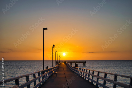 Fototapeta Naklejka Na Ścianę i Meble -  sunset at the pier