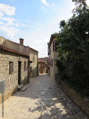 Straße, Gasse in der Altstadt von Rovinj, Istrien, Kroatien