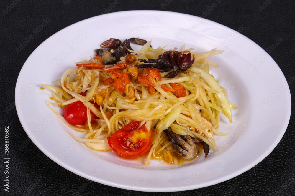 Green mango salad with seafood