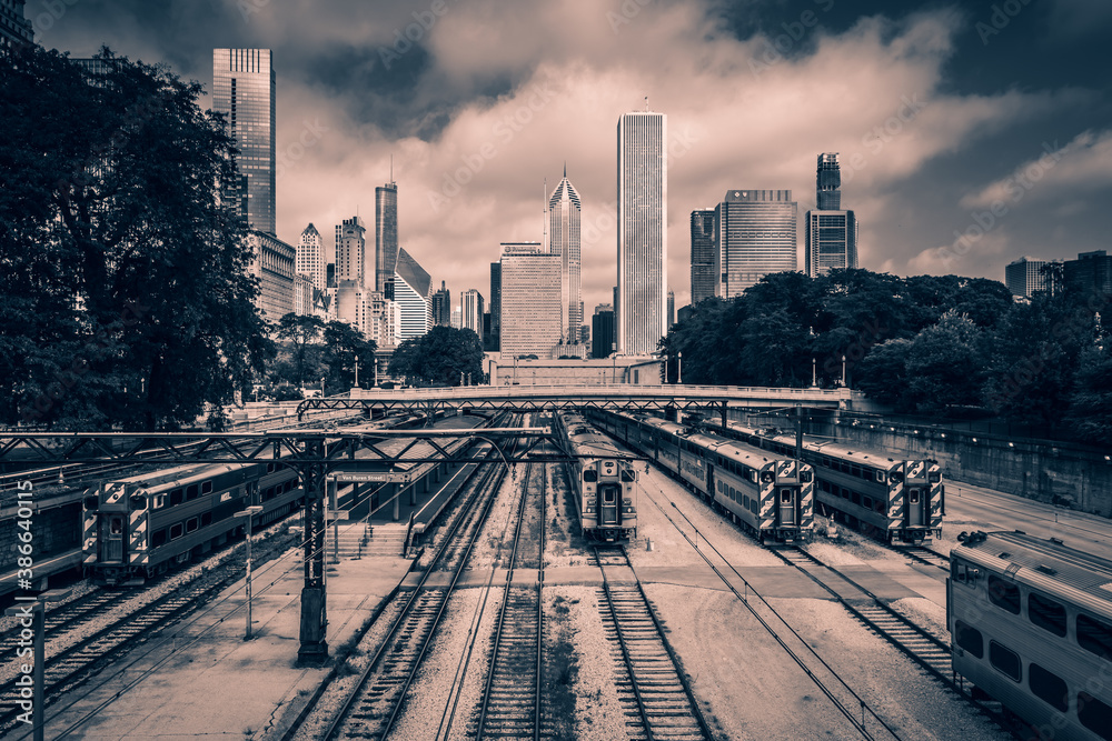 Fototapeta premium Train yards in Chicago on a cloudy day