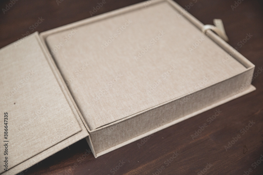 Beautiful beige linen high end coffe table book with matching box and thick pages Beautiful beige linen high end coffe table book with matching box and thick pages