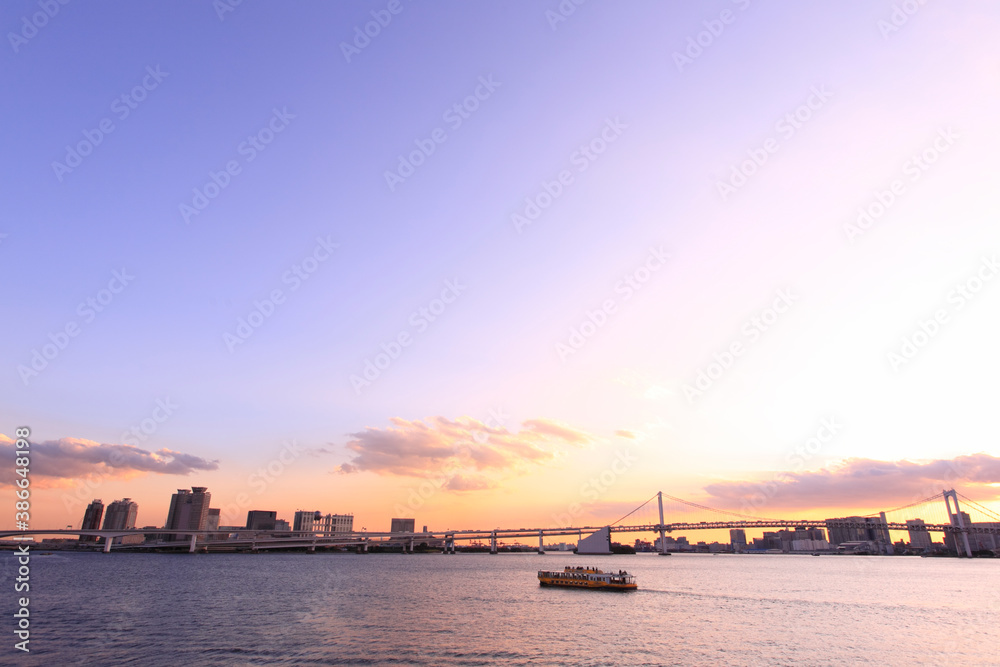 東京港レインボーブリッジ日没パノラマ