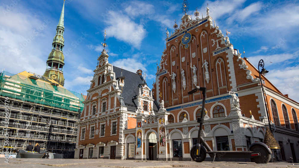 Fototapeta premium House of the Blackheads in the heart of Riga, beautiful and historic architecture.