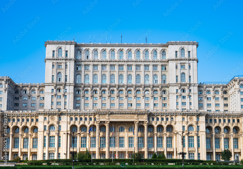 Haus des Volkes (Casa Poporului) in Bukarest - Sitz des Senates und 2.-größtes Verwaltungsgebäude auf der Welt