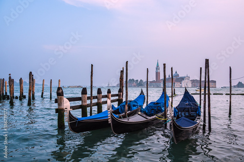 Blick auf die Insel San Giorgio Maggiore in Venedig, Italien © Rico Ködder