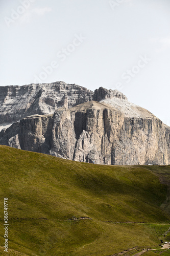 Dolomites Mountains at the Sella Joch with view to the peaks of Langkofel in South Tyrol in the Alps of Italy, Val Gardena, Trentino Alto Adige, Italien, Europa