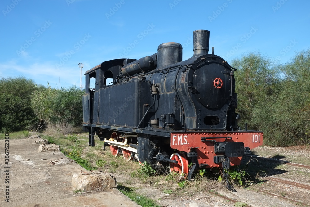 Carbonia miniera di Serbariu sulcis iglesiente Sardegna locomotiva treno