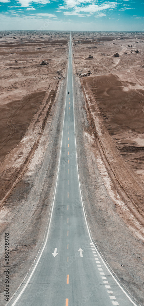Fototapeta premium aerial view of the road in desert