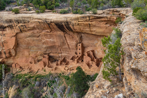 Square Tower House, cliff dwellings at Mesa Verde National Park 