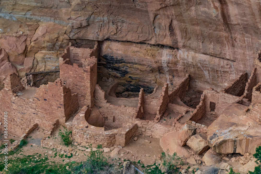 Square Tower House, cliff dwellings at Mesa Verde National Park
