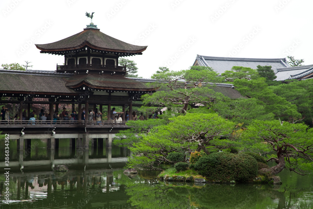平安神宮東神苑の泰平閣 平安神宮東神苑の泰平閣