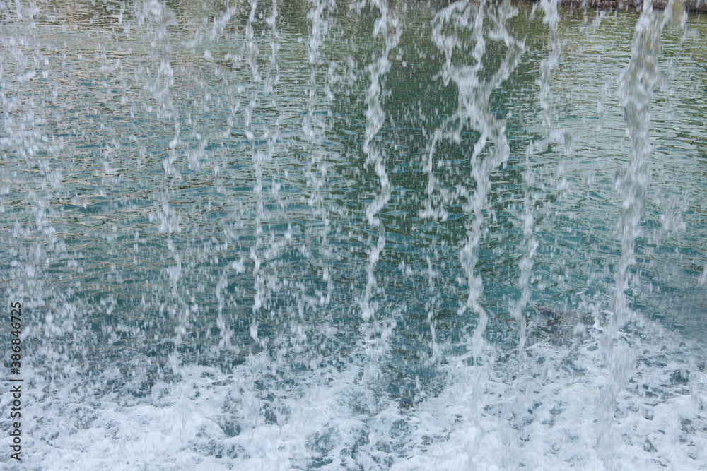 流れる水 流れる水