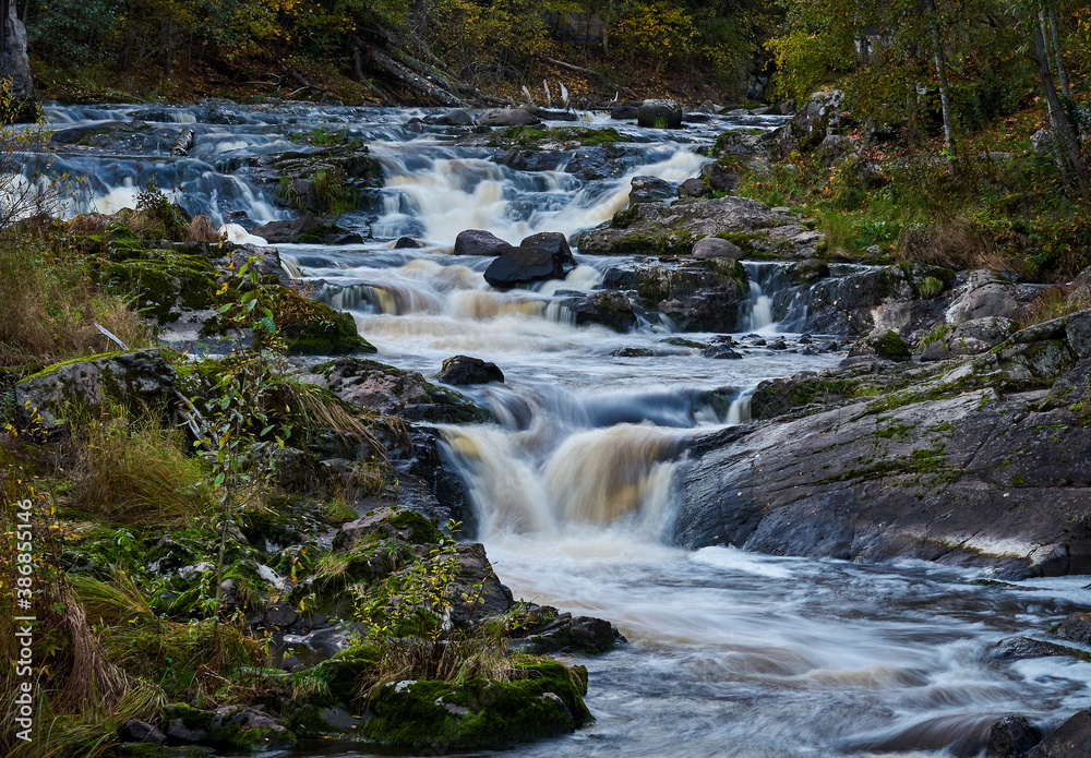 Obraz premium River in autumn time