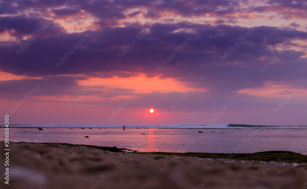 Obraz premium Tropical sunset in Bali