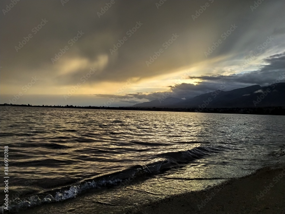 Obraz premium sunset on the beach