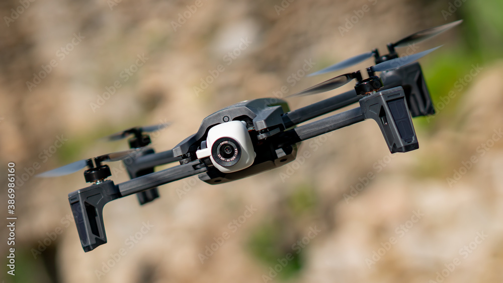 Bologa, Cluj/Romania-05.20.2019: Powerful and playful quadcopter drone  Parrot Anafi Extended in action.Detailed photo with bokeh illustrating the  competitor of DJI Mavic. Beautiful drone, sunny day Stock Photo | Adobe  Stock