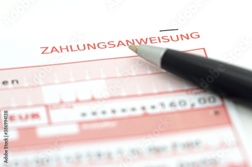 Erlagschein mit aufgedrucktem Betrag,
