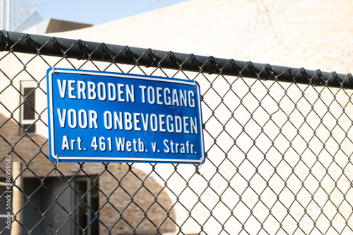 Dutch no entry sign