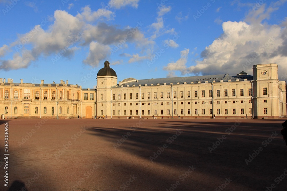 Obraz premium Square of Gatchina palace in Gatchina, Saint-Petersburg area of Russia