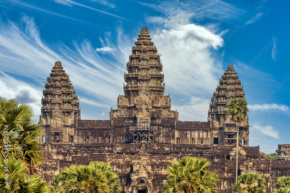 Naklejka premium Angkor Wat Temple Spires