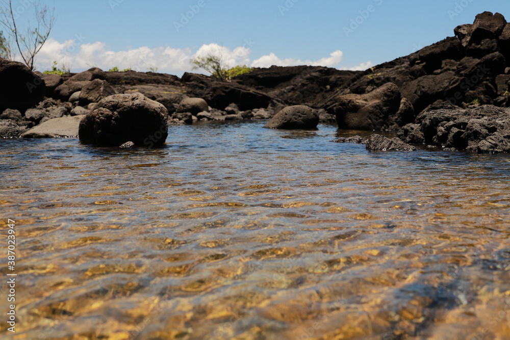 Fototapeta premium rocks in the water