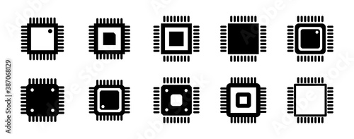 Computer chip circuit board flat icon isolated on white background. electronic chip vector icon isolated on white background. computer chip icon. cpu microprocessor chip icon.