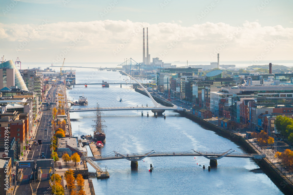 Fototapeta premium Skyline of Dublin City, Ireland