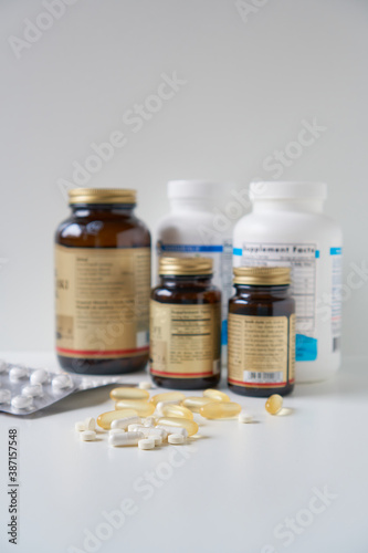 Nutritional supplements in capsules and tablets. 