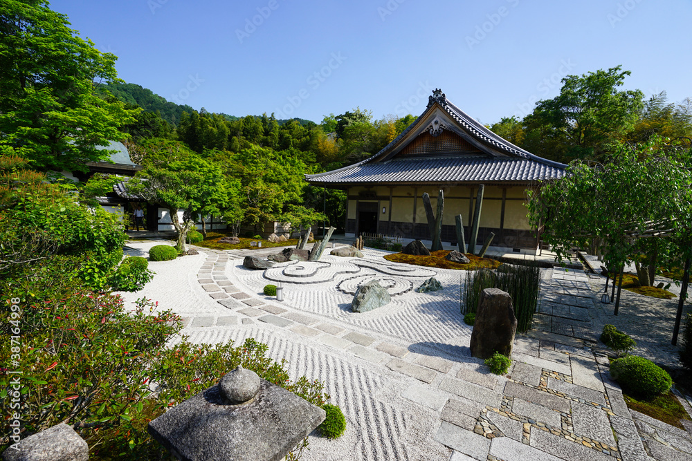 Obraz premium 初夏の圓光寺の風景