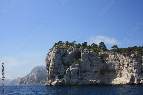 cliff and sea © Maude