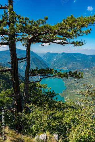 Fototapeta Naklejka Na Ścianę i Meble -  Perucac lake and river Drina from Tara mountain in Serbia
