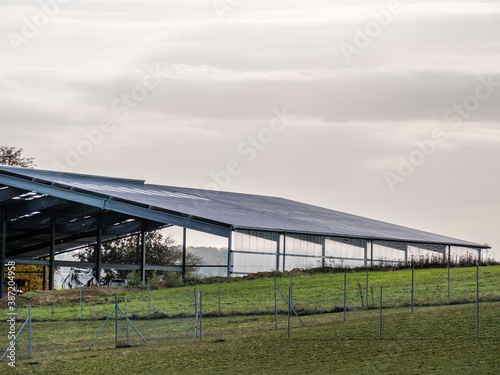 Neubau einer landwirtschaftlichen Halle auf dem Feld