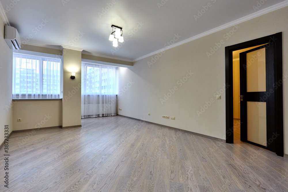 empty room empty room