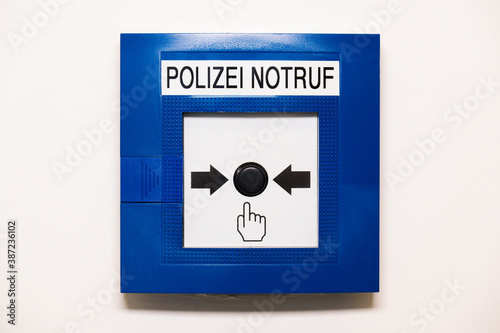 Druckknopfmelder Polizei