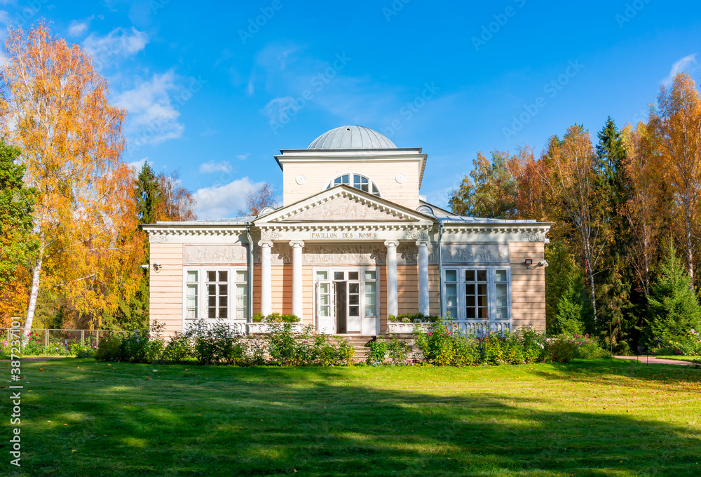 Pavilion of roses in autumn, Pavlovsk park, Russia