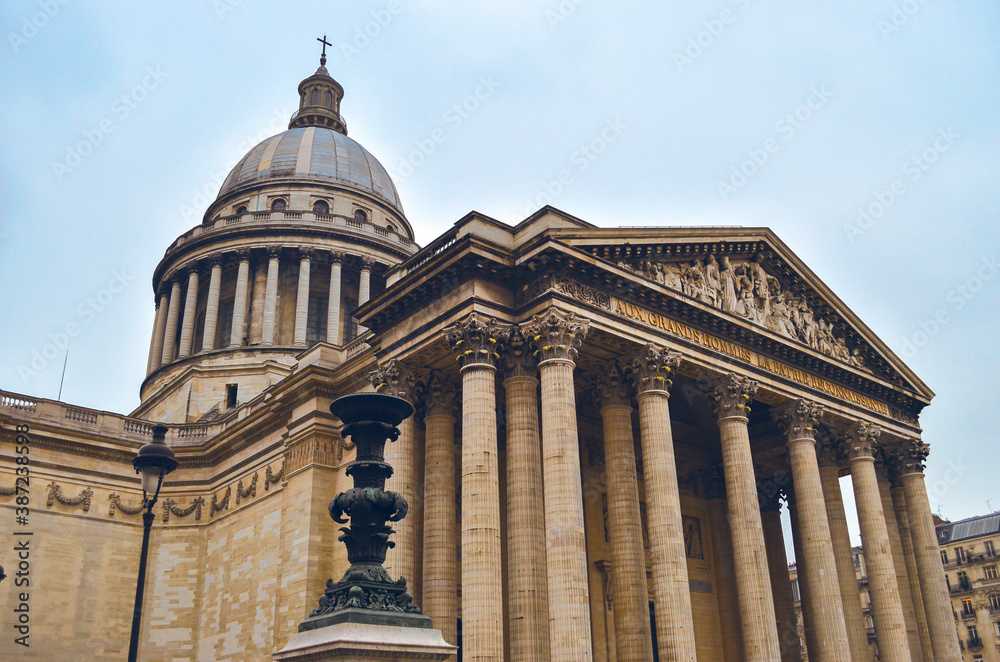 Paris Pantheon outdoor view