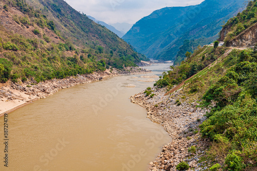 From Hanoi to the Chinees border and the mountain village of Sapa in the north of Vietnam