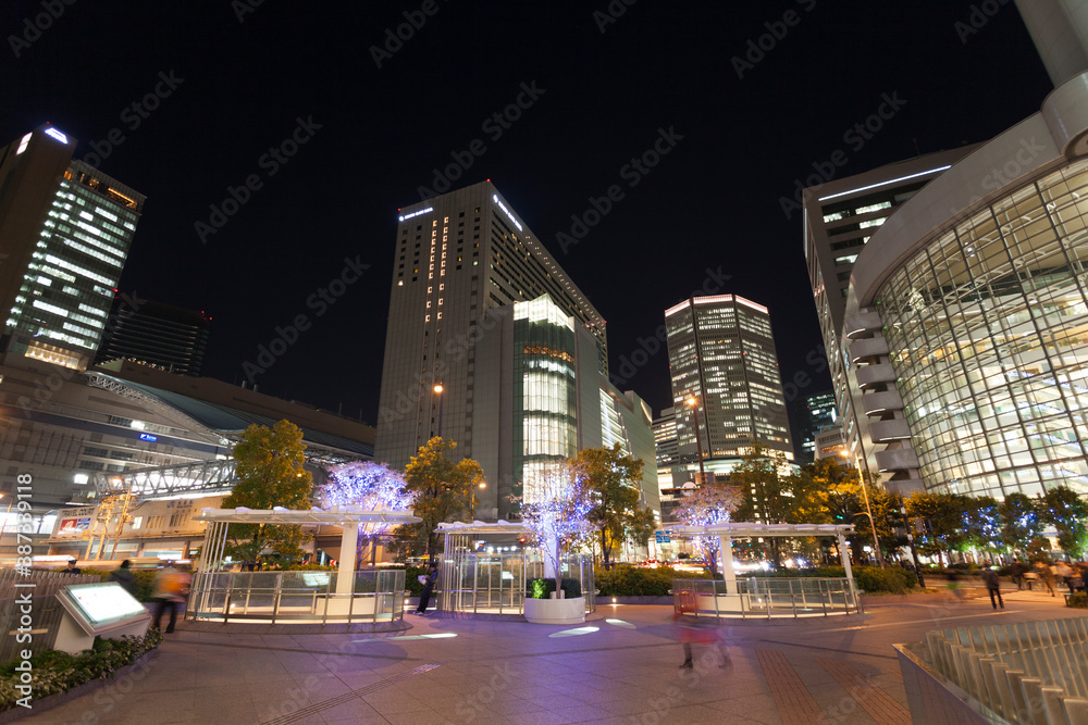 大阪駅前夜景