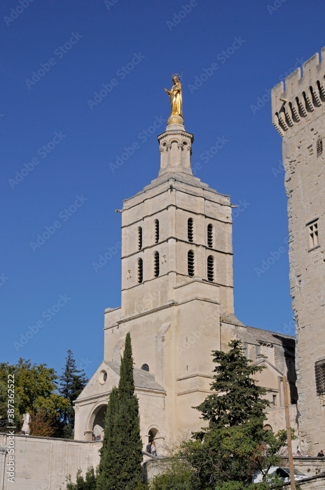 Die Kathedrale Notre-Dame-des-Doms
