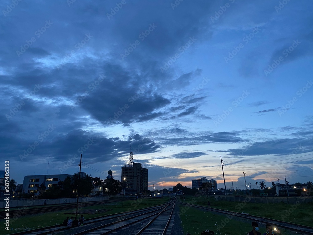 Fototapeta premium railway in the evening