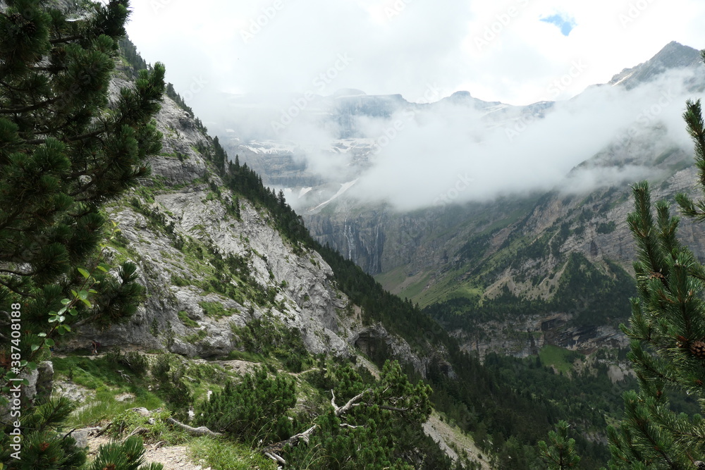 Vallée de Gavarnie Vallée de Gavarnie
