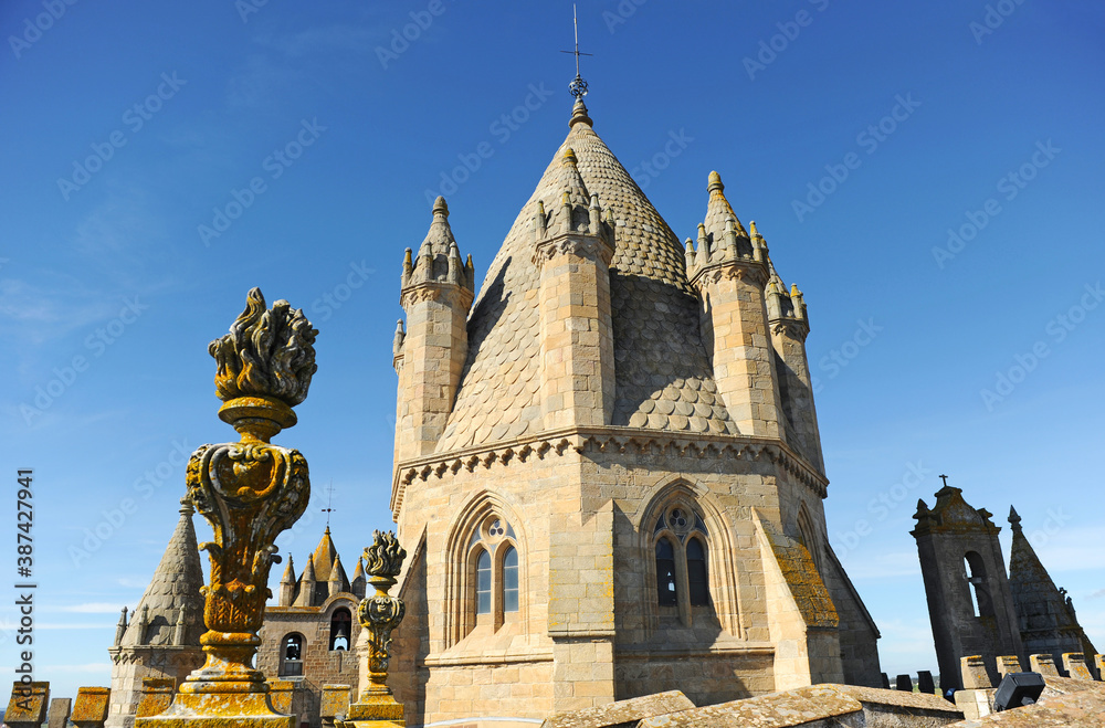 Dome and roofs of Cathedral of Nossa Senhora da Assuncao in Evora. World Heritage City by Unesco. Alentejo Region, Portugal. Dome and roofs of Cathedral of Nossa Senhora da Assuncao in Evora. World Heritage City by Unesco. Alentejo Region, Portugal.